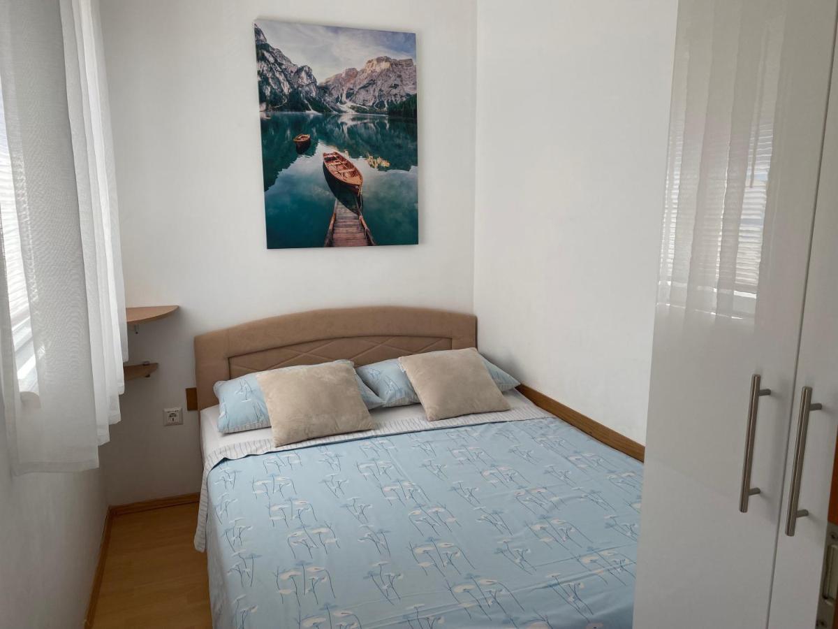 Apartmani Vera プリモシュテン エクステリア 写真
